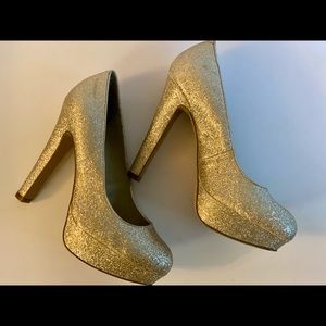 Guess-All that Glitters is Gold Platforms, 6.5